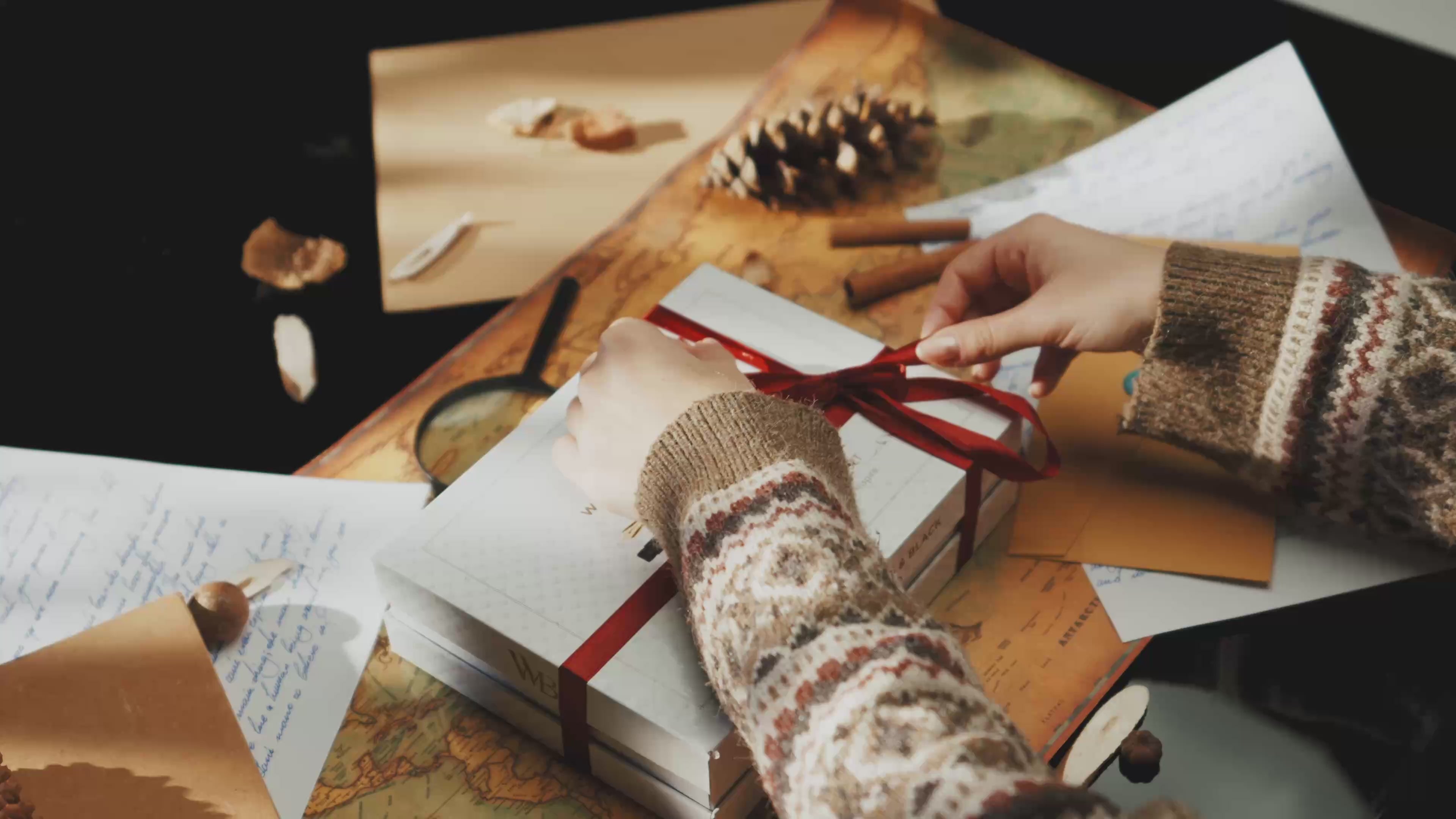 CREST FOUNTAIN PEN GIFT SET